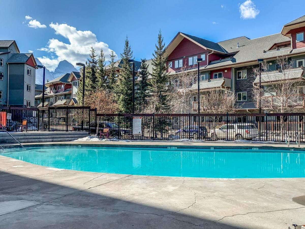 On The Rocks - 2Bdr 2Bth Touch Of Class In Canmore Apartment Exterior photo