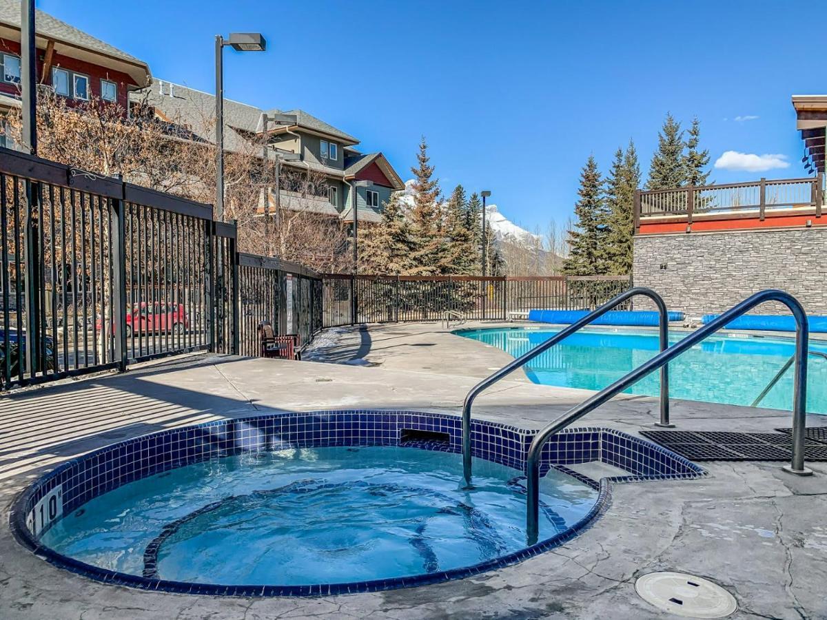 On The Rocks - 2Bdr 2Bth Touch Of Class In Canmore Apartment Exterior photo