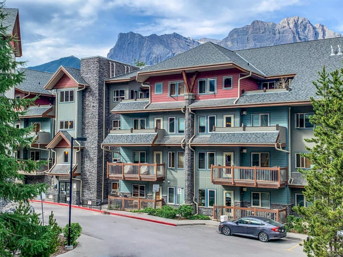 On The Rocks - 2Bdr 2Bth Touch Of Class In Canmore Apartment Exterior photo